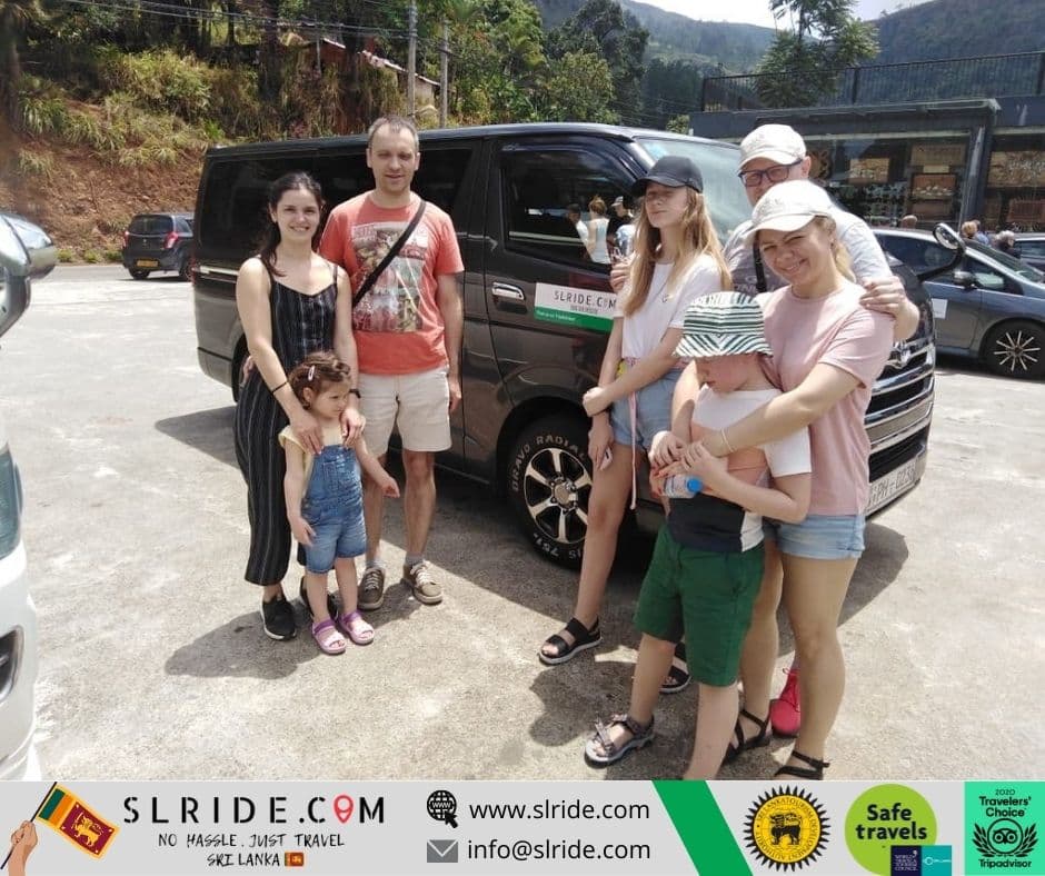 Van rent Sri Lanka - family group tour